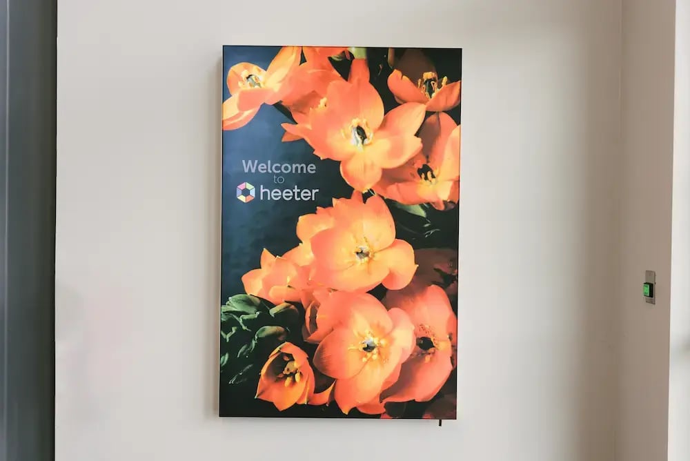 indoor Heeter sign